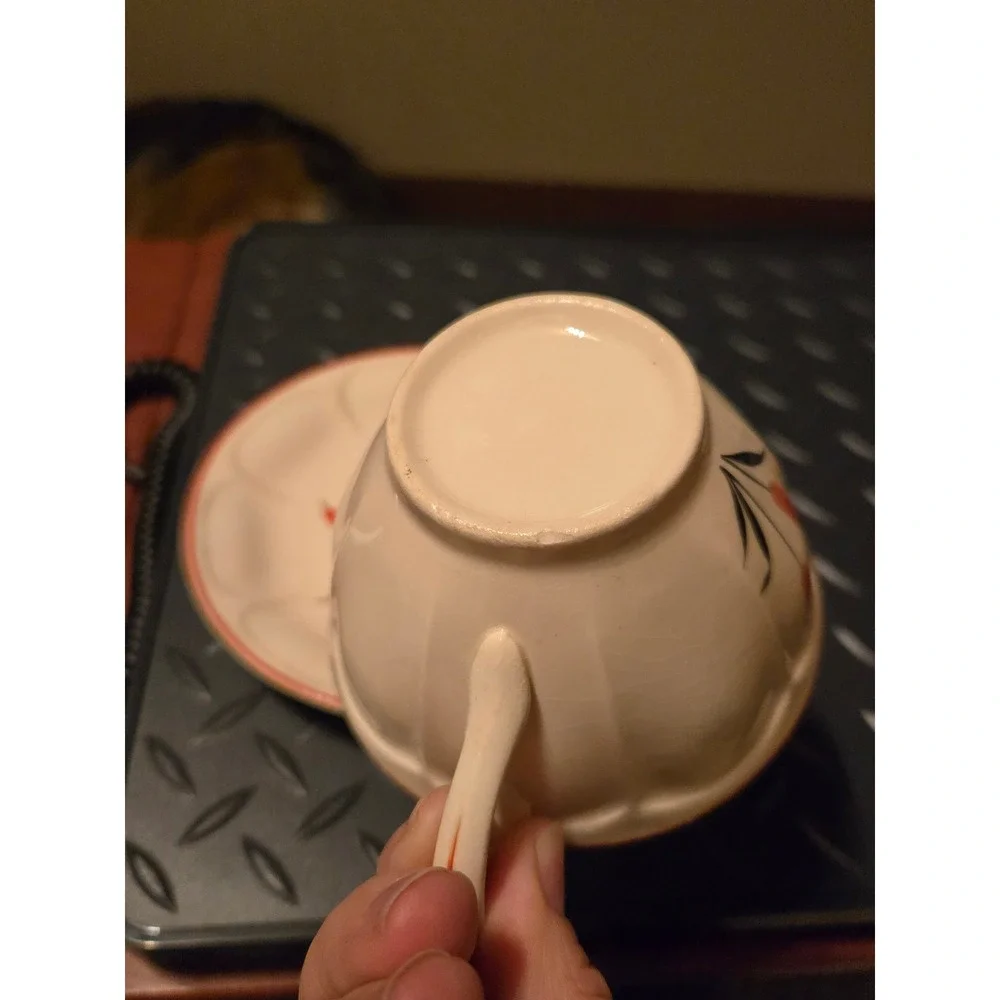 Vintage Mount Vernon Universal Cambridge Ohio Cattail Tea Cup and‎ Saucer Set